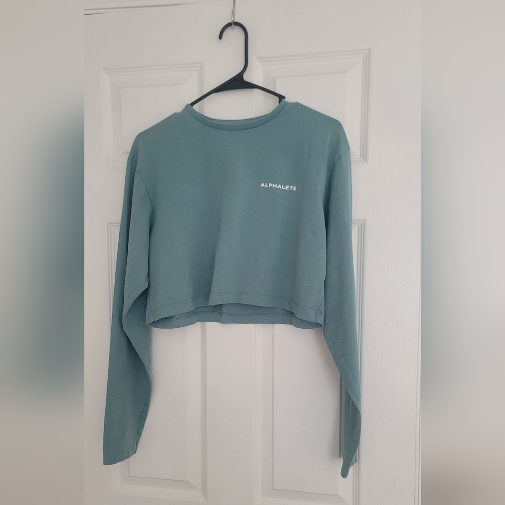 Alphalete Dynasty Teal Long Sleeve Crop Top